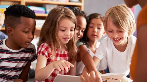 Écoles alternatives et Montessori : pour apprendre autrement