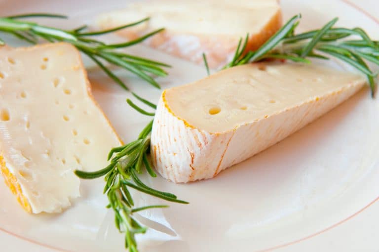 Assiette de fromages laiterie marseillaise