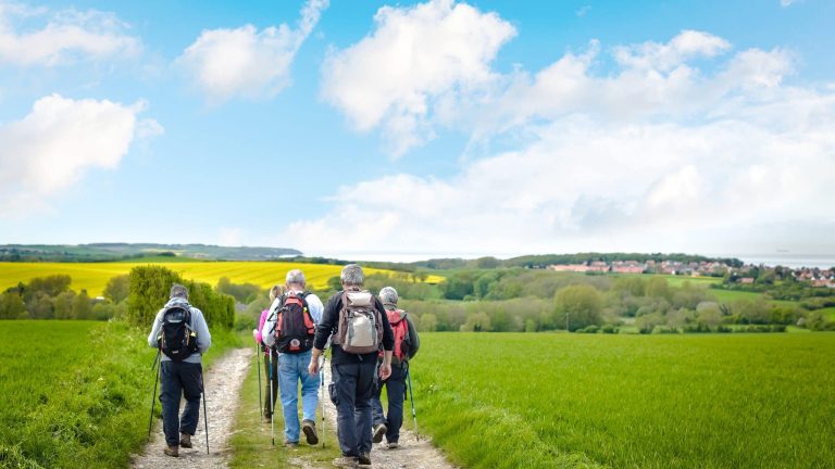 Sensibiliser à l’importance de l’activité physique en marchant 3000kms