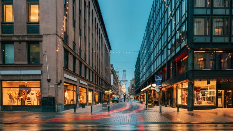 Nouveauté : LightsOff pour éteindre les commerces allumés la nuit