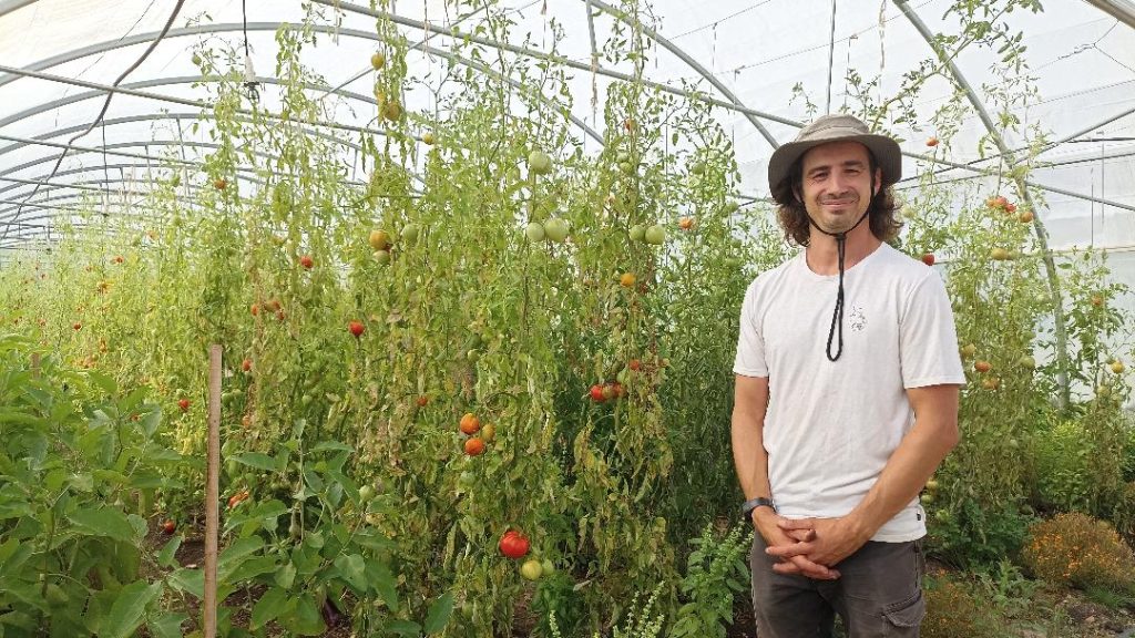 Benjamin Caie exploite la ferme du Plantey près de Bordeaux