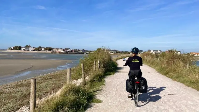 Vélo voyagiste application bagages séjour France