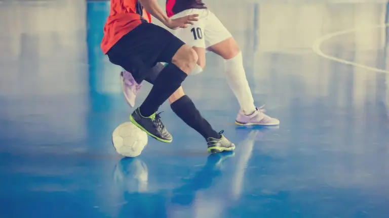 Des joueurs de futsal.