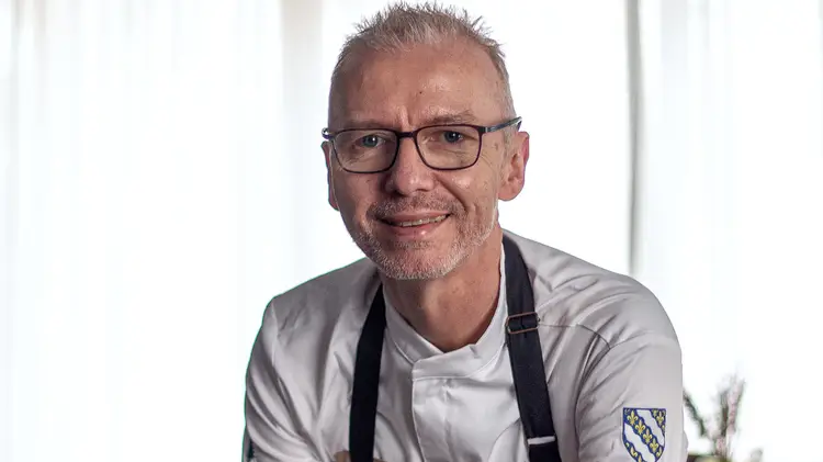 Le chef Laurent Trochain lance le Yolin. (Photo D.R)