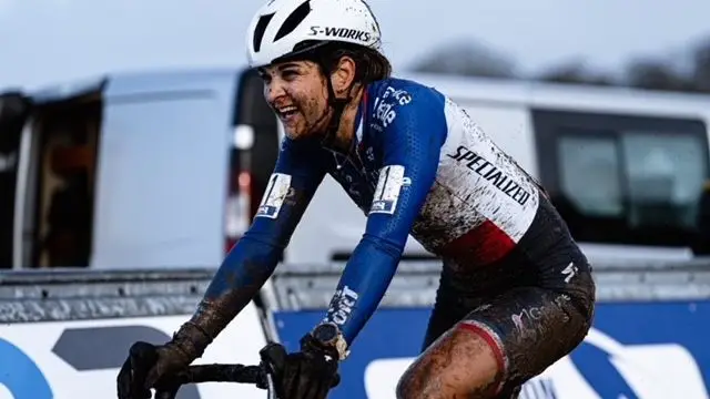 Hélène Clauzel : double championne de cyclo-cross épanouie