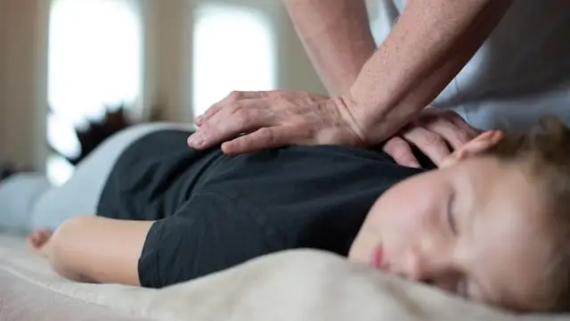 Massage thai avec Julien Levy