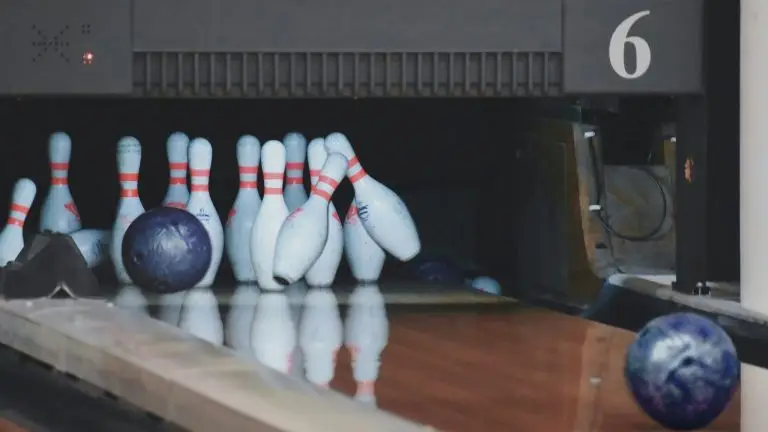 Cathy, 72 ans et trois titres de championne de France de Bowling