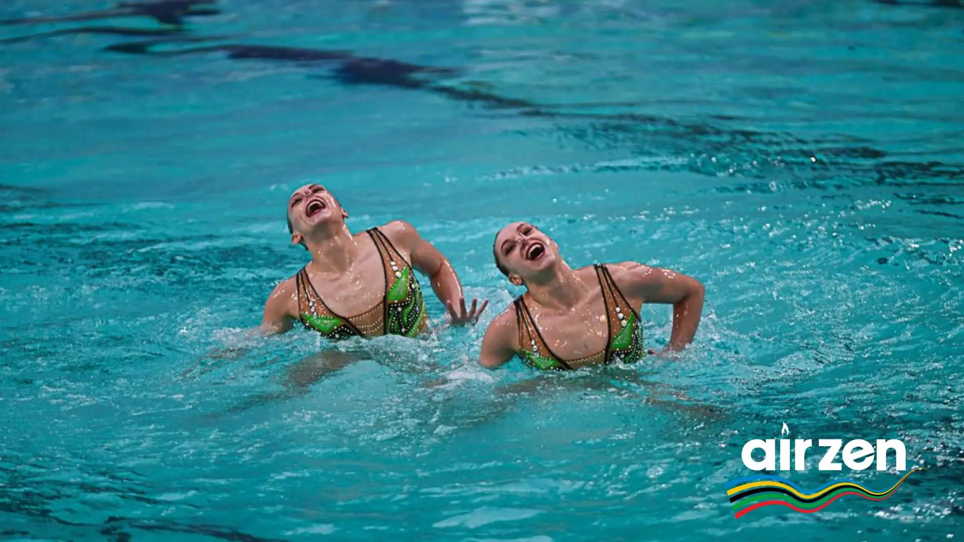 Natation artistique : Charlotte et Laura Tremble, des JO synchronisés