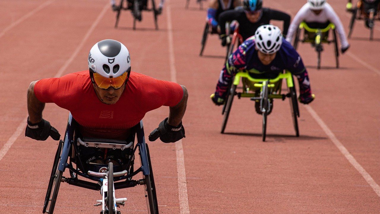 Jeux paralympiques, Les athlètes, Fauteuils roulants.