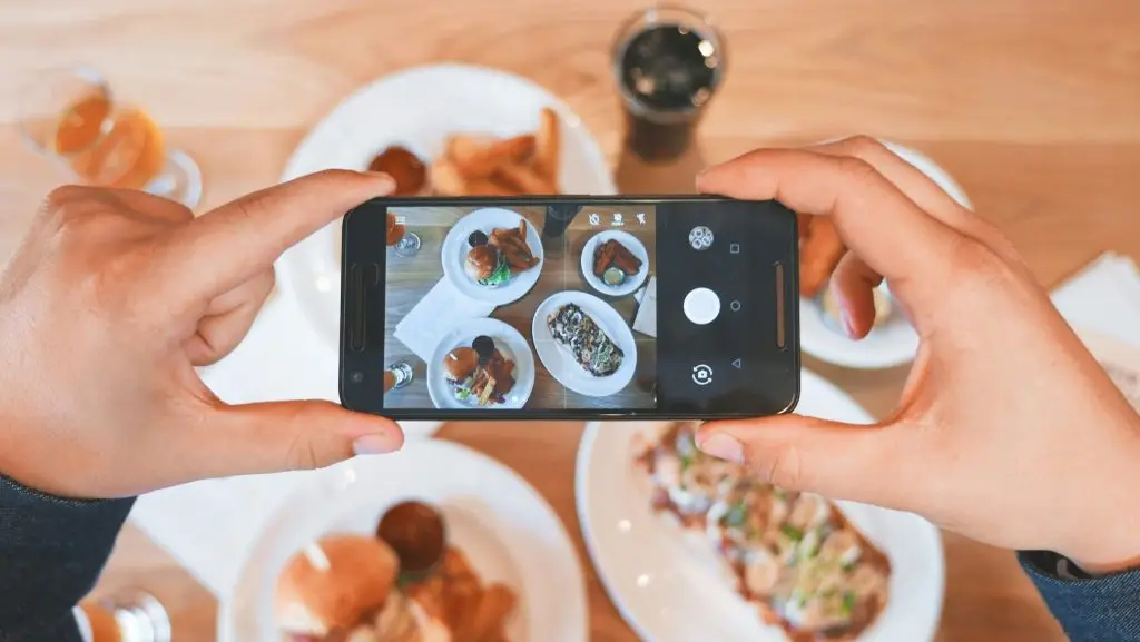 Person snapping food