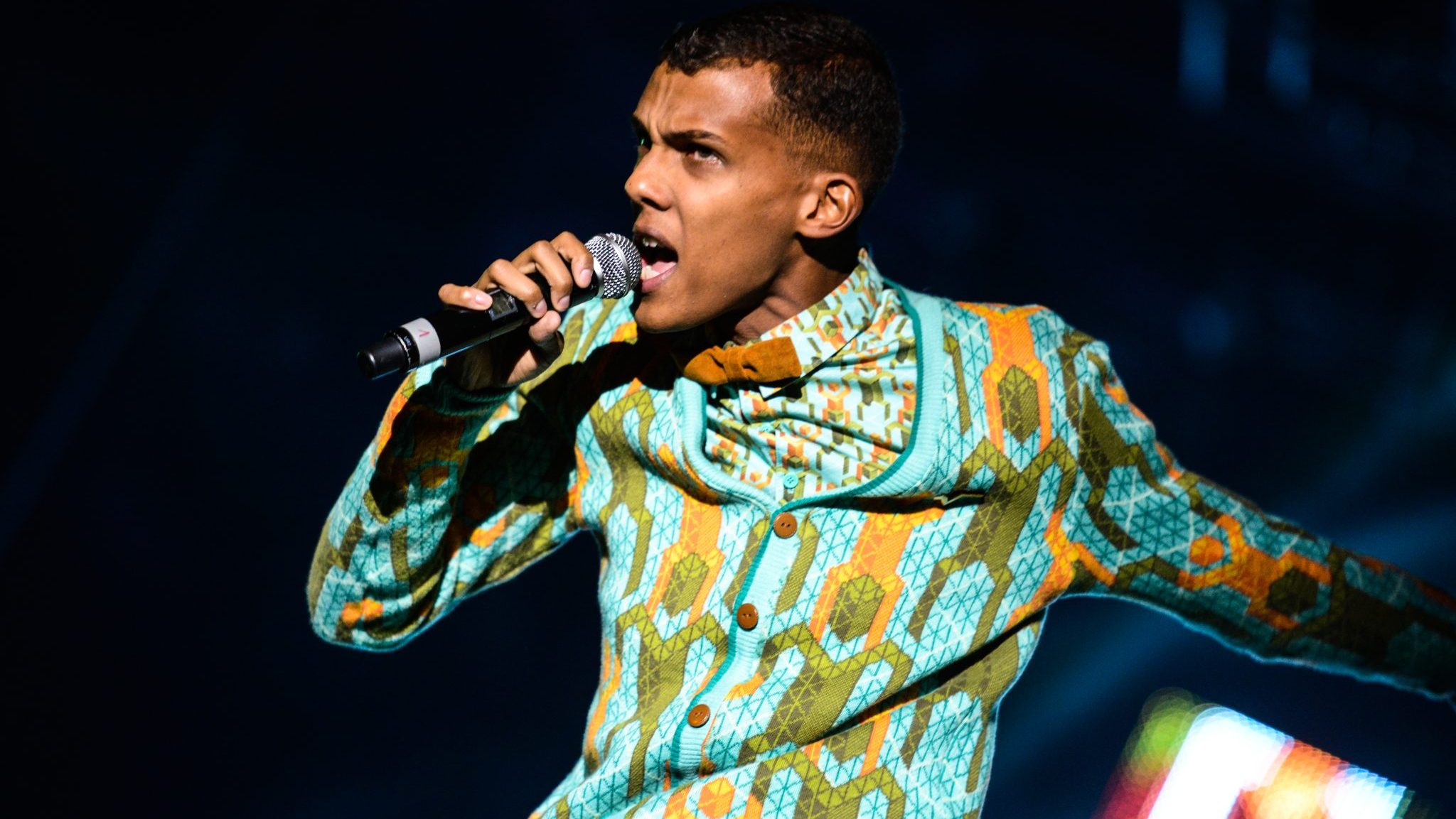 Le chanteur Stromae sur scène