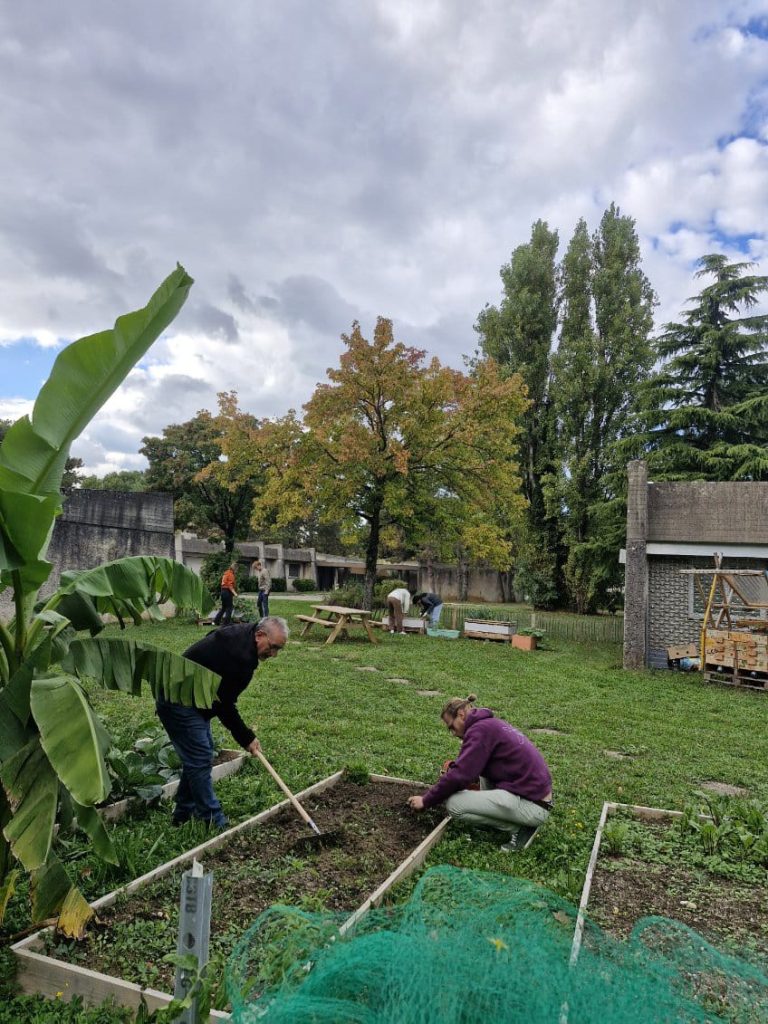 Grand Lyon : Créer des liens entre les habitants et les élèves avec Voasis