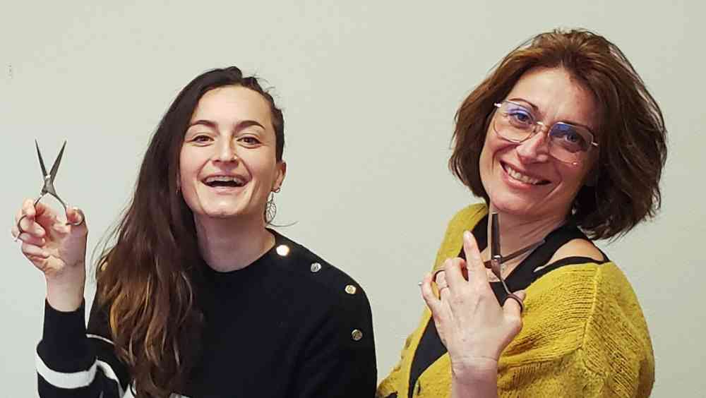 Céline et Solène, les co-fondatrices des baroudeuses, coiffeuses engagées